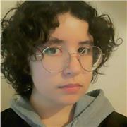 Etutiante au lycée, avec un niveau B1 en anglais