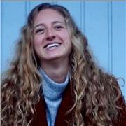 Private Deutsch-Nachhilfe online mit Elena - professionell und flexibel.