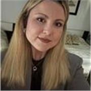 Graduada en Derecho con grandes dotes de aprendizaje
