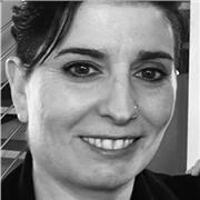 Docente di storia e filosofia impartisce lezioni di storia e filosofia