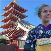 Le lingue non sono altro che un mezzo per comunicare! Non aver paura di sbagliare, l'importante è farsi capire!