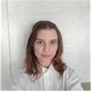 Profesora de clases particulares graduada en Estudios Ingleses. Llevo 2 años dando clases particulares de inglés.