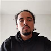 Enseignant en mathématiques, physique et anglais jusqu'au niveau bac