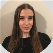 Je suis étudiante en kinésithérapie et disponible pour donner des cours particuliers !