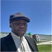 Professeur de français au Lycée et au collège.