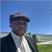 Professeur de français au Lycée et au collège.