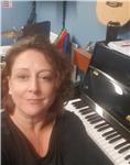 I am an experienced and qualified piano tutor