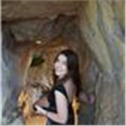 Experienced tutor specialising in English Literature/Language