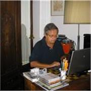 Capire giocando. Chiunque si avvicina a me apprenderà il Giuoco delle Perle di Vetro.