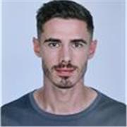 Profesor titulado con más de 3 años de experiencia en secundaria.