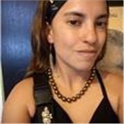 Maestra de Yoga con amplia experiencia en coaching tanto jovenes como adultos y adultos mayores