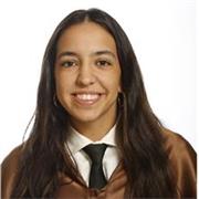 Profesora titulada en ingeniería de organización industrial con ganas de ayudar a los demás