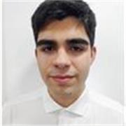 Estudiante de ciencias empresariales imparte clases de educación primaria y secundaria