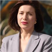I am a qualified crisis psychologist, mentor, and Master’s researcher in Psychology with clinical and practical experience.