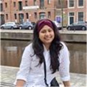 English Teacher who teaches English of all ages 