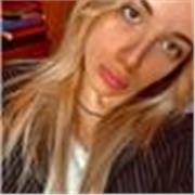 Laureata in Scienze Politiche, sociali e internazionali e sono esperta di materie umanistiche