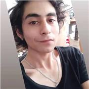 Profesor de lenguaje dicta clase de Lengua y Literatura