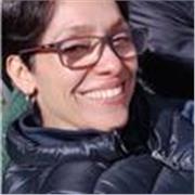 Persona culta,  buen léxico y capacidad de enseñanza. 