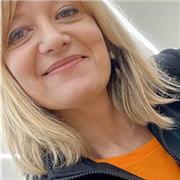 Laureata con esperienza in lezioni private offre lezioni per scuole medie e superiori, anche on line