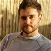 Native English man with experience teaching English to internationals