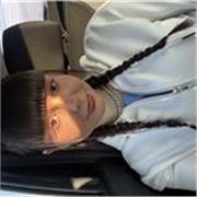 sono una ragazza che frequenta quarta liceo economico sociale e mi piace aiutare, dare ripetizioni a chi si trova in difficoltà. 
