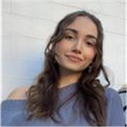 ¡Hola! Soy Aitana, graduada en Estudios Ingleses. Doy clases a Primaria, ESO y Bachillerato y preparo exámenes oficiales de inglés