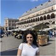 Offro lezioni a bambini e ragazzi di tutte le scuole e eta!! Anche corsi di italiano o spagnolo per adulti