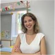 Soy psicóloga y logopeda, con 4 años de experiencia en la enseñanza y apoyo clínico del desarrollo del lenguaje en niños y adultos