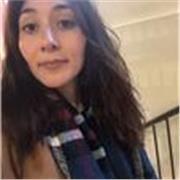 Laureata in Ingegneria Robotica impartisce lezioni di matematica, fisica, informatica