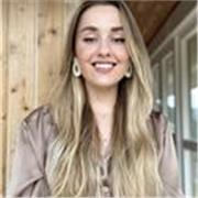 Constante, entregada, trabajadora, preparada, audaz, intuitiva, buena estudiante