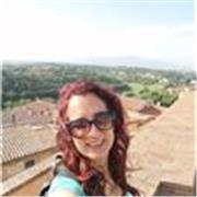 Se cercate qualcuno che vi aiuti con lo spagnolo....be quella sono io!