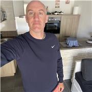 Directeur Administratif et Financier donne cours de comptabilité tous niveaux.