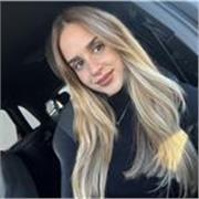 Profesora de apoyo con experiencia en dificultades de aprendizaje para niños.