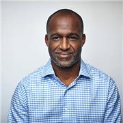 profesor de escritura para todas las edades presencial