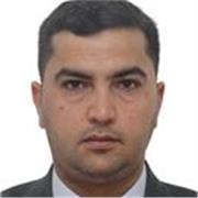 Friendly English tutor offering personalised lessons for EFL learners.