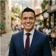 Trabajo virtual con estudiantes, uso de plataformas digitales educativas, seguimiento. Explicacion clara de ideas. Resolver