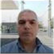 Profesor de Español imparte clases a todas las edades