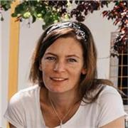 Profesora con mucha experiencia en acompañamiento escolar. Todas las materias para Primaria y primer ciclo de ESO. 