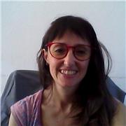 Docente en la FAU UNLP con 15 años de antiguedad , especializada en investigacion proyectual con orientacion en vivienda