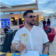 Native English speaker with an English literature and language A level