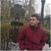 Soy titulado en ADE, pero hice 3 años de arquitectura, tengo experiencia en academias impartiendo física y matemáticas a alumnos 