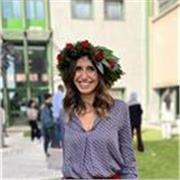 Studentessa magistrale in Biotecnologie Mediche e Molecolari impartisce lezioni di biologia