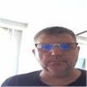 Qualified English tutor with a degree in English Language and Literature offering engaging online English lessons for teenagers 