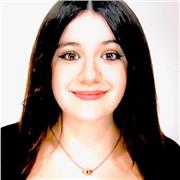 Profesora de Física y Matemáticas con 5 años de experiencia dando clases a alumnos de primaria, ESO y bachillerato