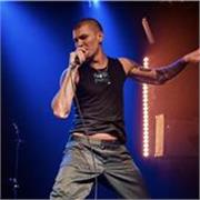 Professional Vocal Coach Helping Singers Build Confidence and Technique