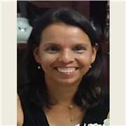 Psicóloga enseña y refuerza estudiantes en las áreas de educación básica y desarrolla habilidades cognitivas