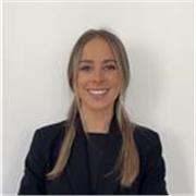 Profesora de infantil y primaria. Además, de refuerzo educativo.