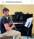 Maestro in clarinetto impartisce lezioni di clarinetto, solfeggio e teoria musicale