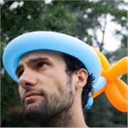 Insegnante madrelingua italiano, laureato al Politecnico di Torino, nomade digitale, parlo inglese e spagnolo.