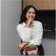 Professor (a) de Português Online com experiência em aulas para estrangeiros e nativos do idioma